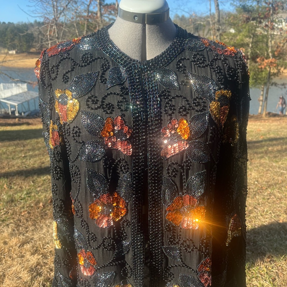 Evening jacket size M Leslie Fay